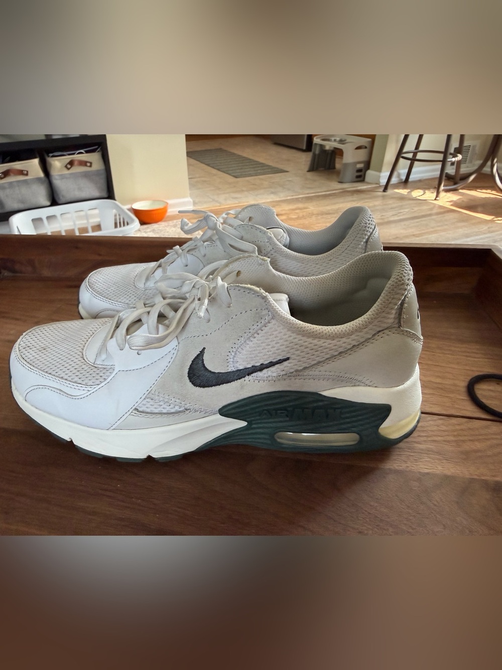 Women’s Nike air max green and white sneakers, size 10